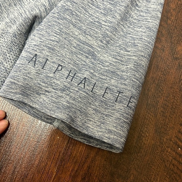 ALPHALETE MUSCLE SHIRT GYM SHIRT MEDIUM VERY STRETCHY - Picture 2 of 9